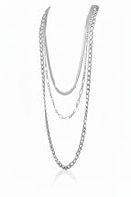 Atelier Layer Necklace — Silver fine chain necklace silver-tone additional product view on soft beige background, ZARIÉ fine jewellery ÉLORA collection