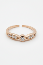 Bezel Arc Ring open band ring on clean white background, product flat lay, ZARIÉ fine jewellery LUMIÈRE collection
