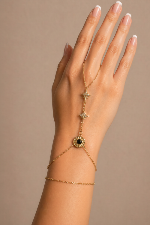 Celestial Charm Handpiece fine jewellery piece on clean white background, product flat lay, ZARIÉ fine jewellery LUMIÈRE collection