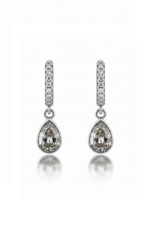 Crystal Drop Earrings – Petite drop earrings on clean white background, product flat lay, ZARIÉ fine jewellery ÉLORA collection