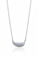 Feather Line Necklace fine chain necklace on clean white background, product flat lay, ZARIÉ fine jewellery ÉLORA collection