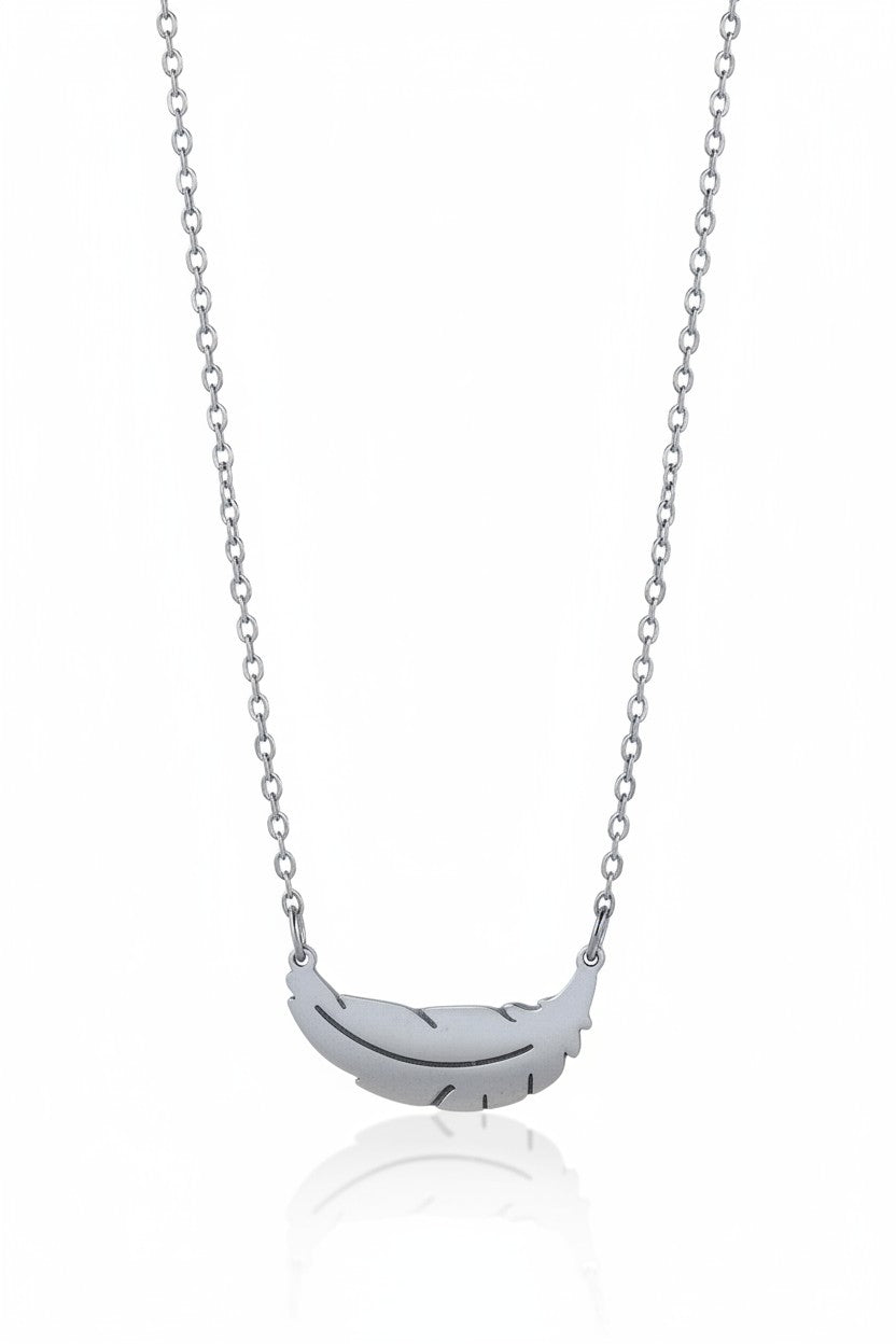Feather Line Necklace fine chain necklace on clean white background, product flat lay, ZARIÉ fine jewellery ÉLORA collection