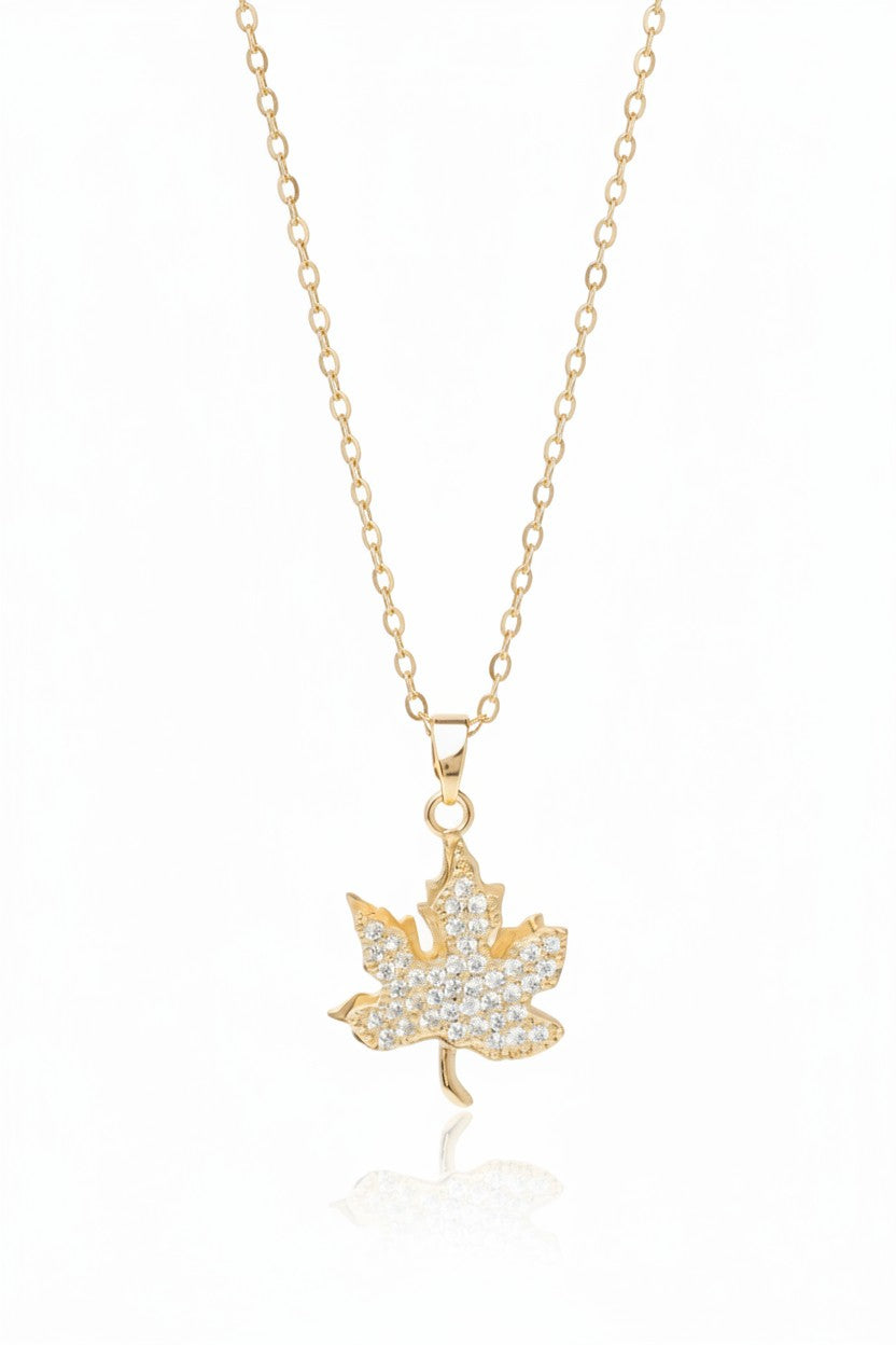 Leaf Crest Necklace fine chain necklace on clean white background, product flat lay, ZARIÉ fine jewellery LUMIÈRE collection