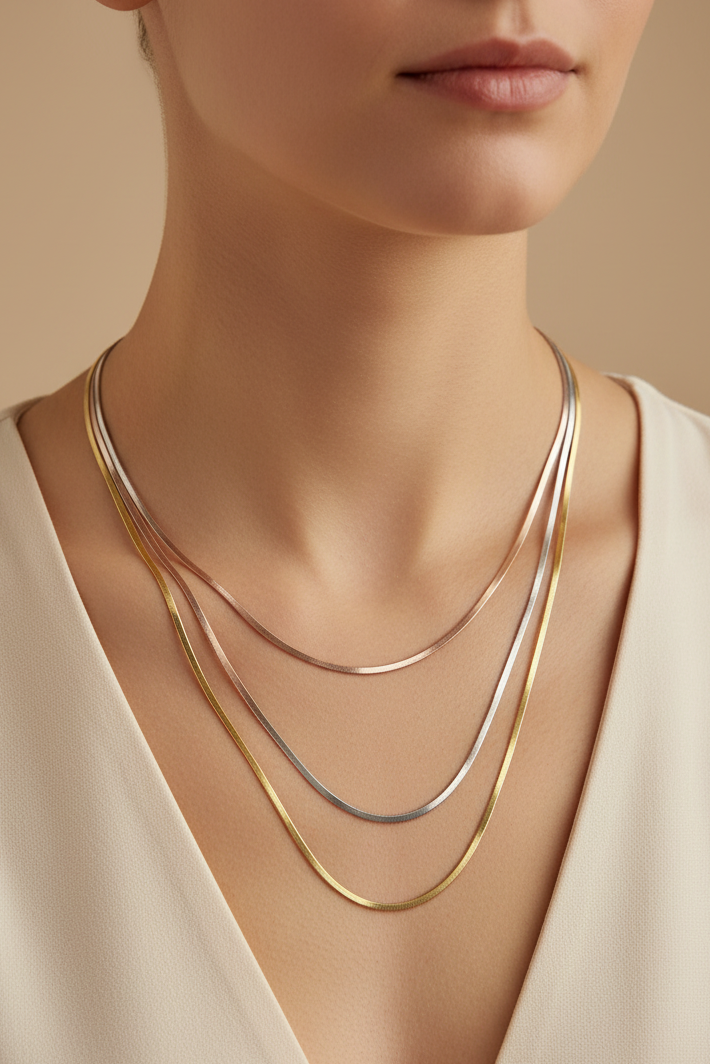Lustre Classic Necklace fine chain necklace lifestyle shot worn on model against neutral background, ZARIÉ fine jewellery HARMONIE collection