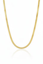 Lustre Slim Necklace fine chain necklace on clean white background, product flat lay, ZARIÉ fine jewellery SÉRÉNITÉ collection