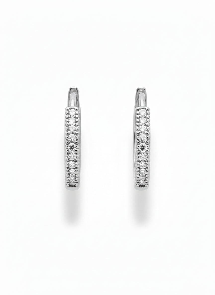 Pavé Accent Mini Earrings open band ring with pavé stone setting on clean white background, product flat lay, ZARIÉ fine jewellery ÉLORA collection