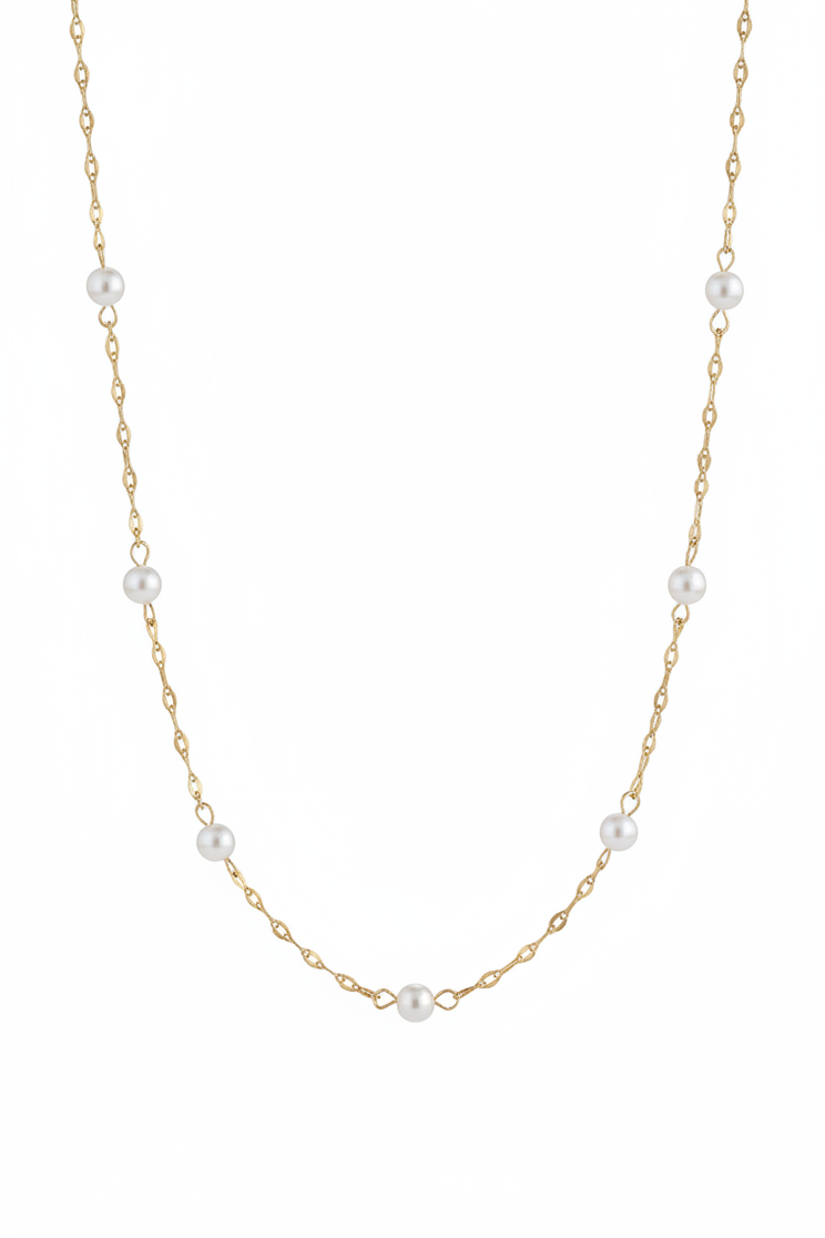 Pearl Link Necklace fine chain necklace with pearl detail on clean white background, product flat lay, ZARIÉ fine jewellery SÉRÉNITÉ collection