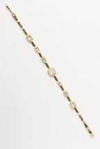 Square Link Chain Bracelet fine chain necklace on clean white background, product flat lay, ZARIÉ fine jewellery LUMIÈRE collection