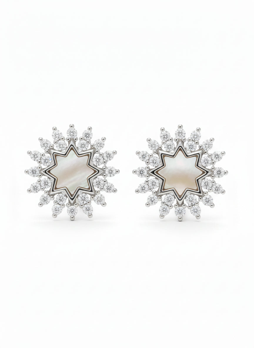 Star Halo Stud Earrings – Statement stud earrings on clean white background, product flat lay, ZARIÉ fine jewellery ÉLORA collection