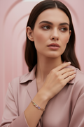 Stone Frame Chain Bracelet fine chain necklace lifestyle shot worn on model against neutral background, ZARIÉ fine jewellery RAYONNE collection