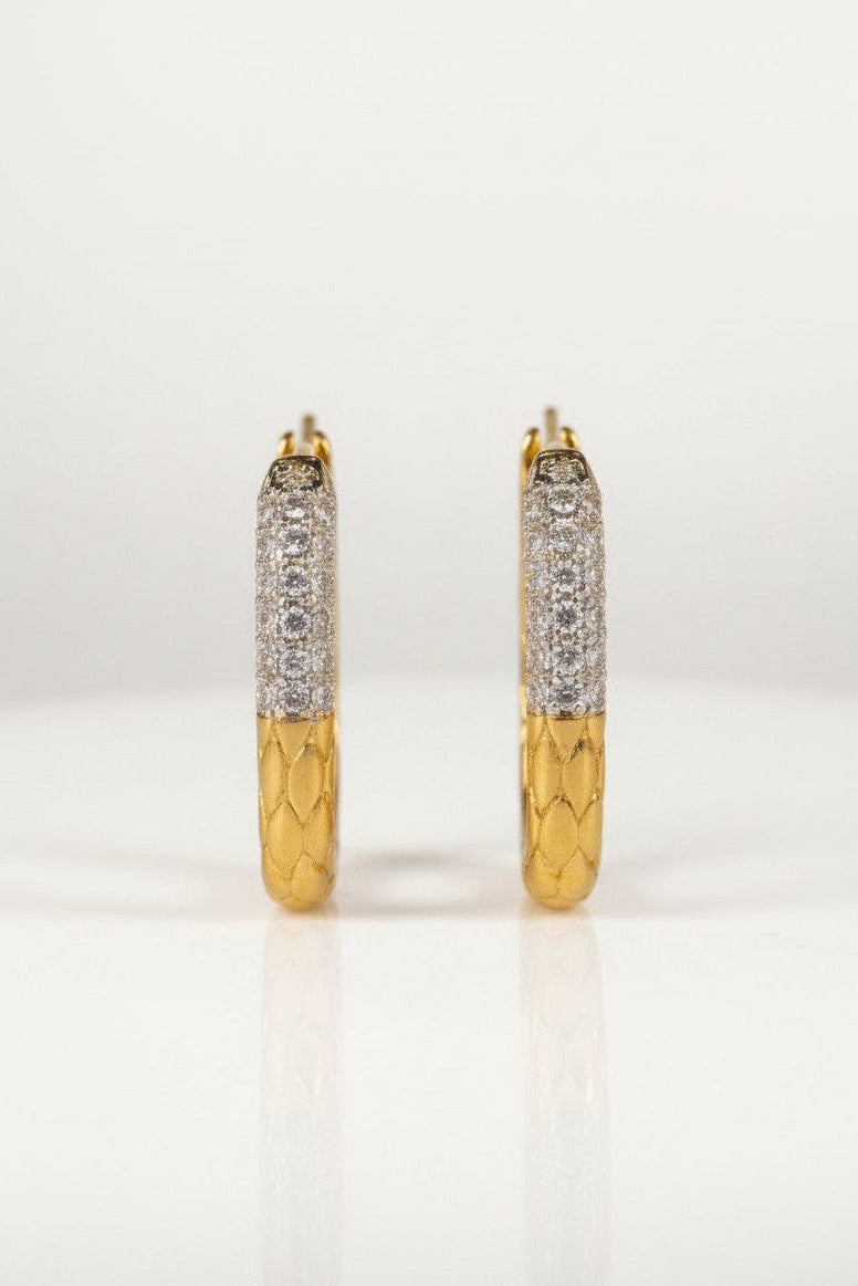 Textured Pavé Oval Hoop Earrings hoop earrings with pavé stone setting on clean white background, product flat lay, ZARIÉ fine jewellery LUMIÈRE collection